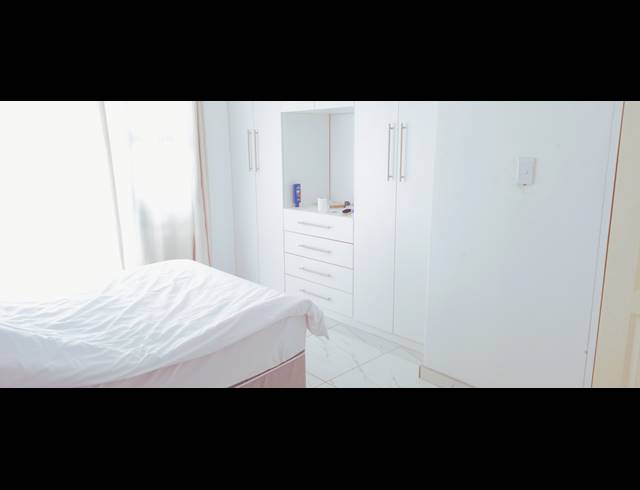 3 bed property to rent in RESERVOIR HILLS